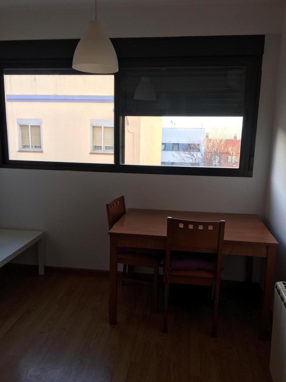 42 Calle De Alberdi Apartamento