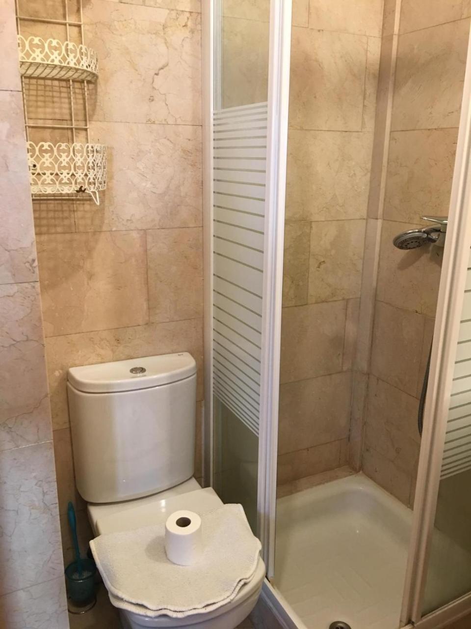 42 Calle De Alberdi Apartamento *